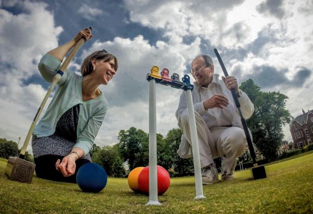 Reporter from The Press tries croquet at York Croquet Club